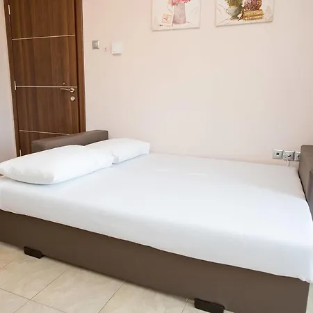 Glyfoneri Apartament