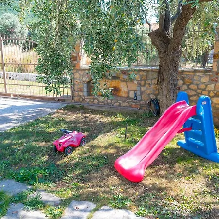 Glyfoneri Apartament